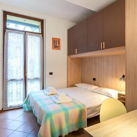 Guesthost - Historic Center 7min From Duomo Daire *
