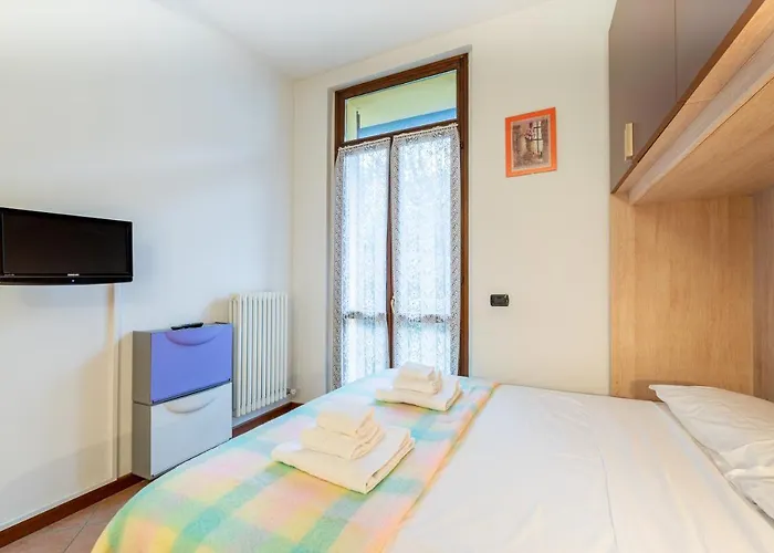 Historic Center 7min From Duomo Parma